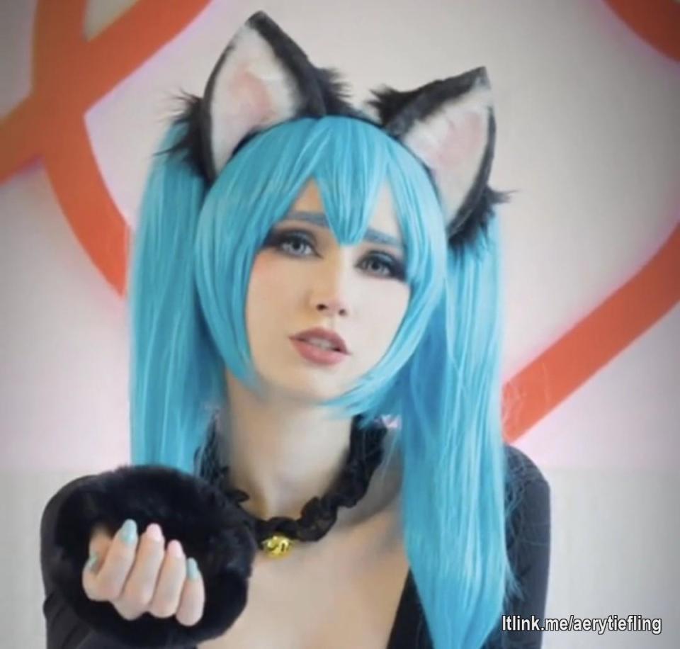 Please watch my reel, leave a heart and maybe a little support 💌
Reels - itlink.me https://itlink.me/reel/188